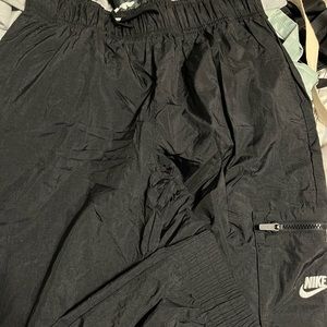 Nike cargo pants